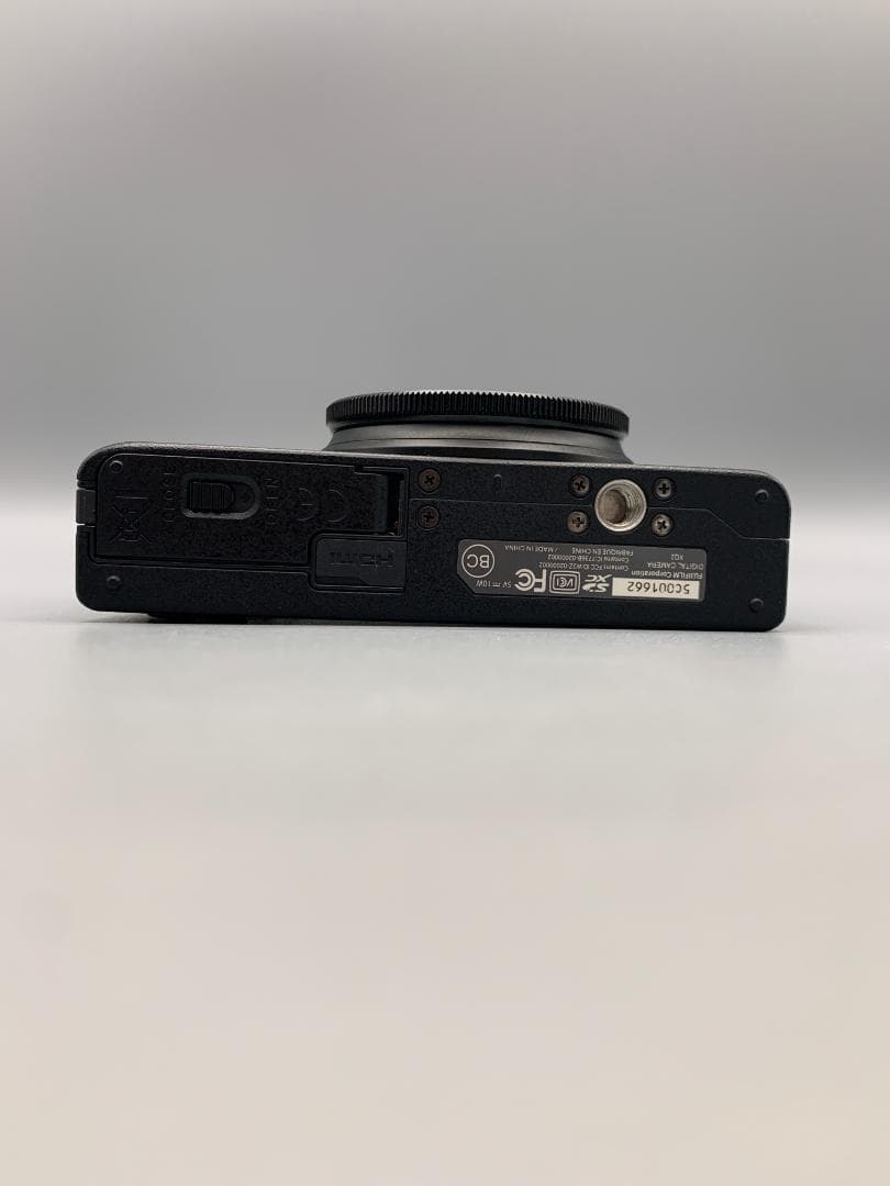 【XQ2】Fujifilm XQ2 コンパクトデジタルカメラ ブラック