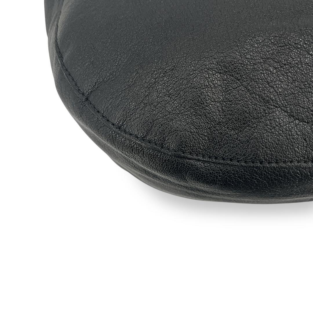 マルベリー　ショルダーバッグ　ターンロック　カーフスキン　金具　ブラック　レザー