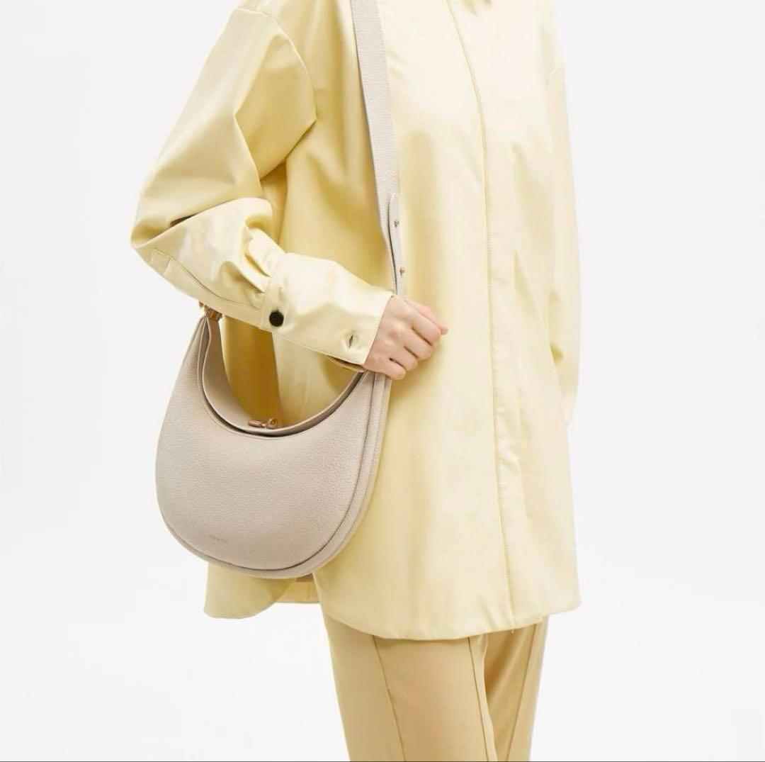 成約済　songmont luna ムーンバッグ カーフスキン ルナ 4way