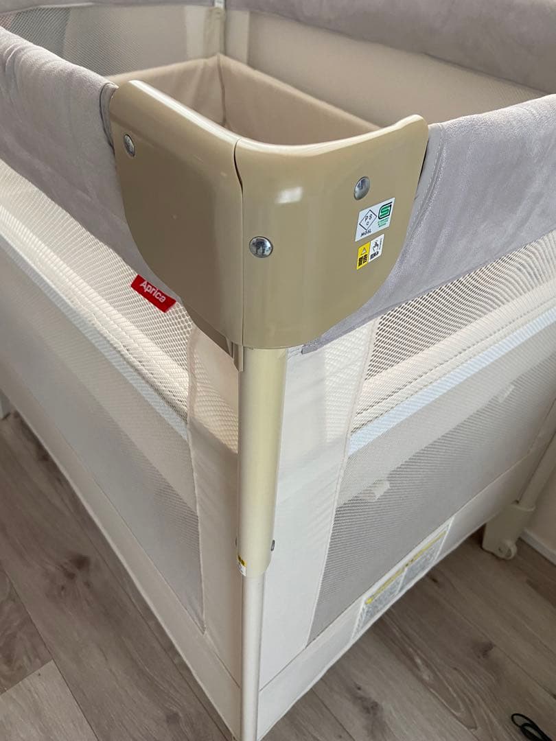 【美品】Aprica(アップリカ) ベビーベッド ココネルエアープラス AB