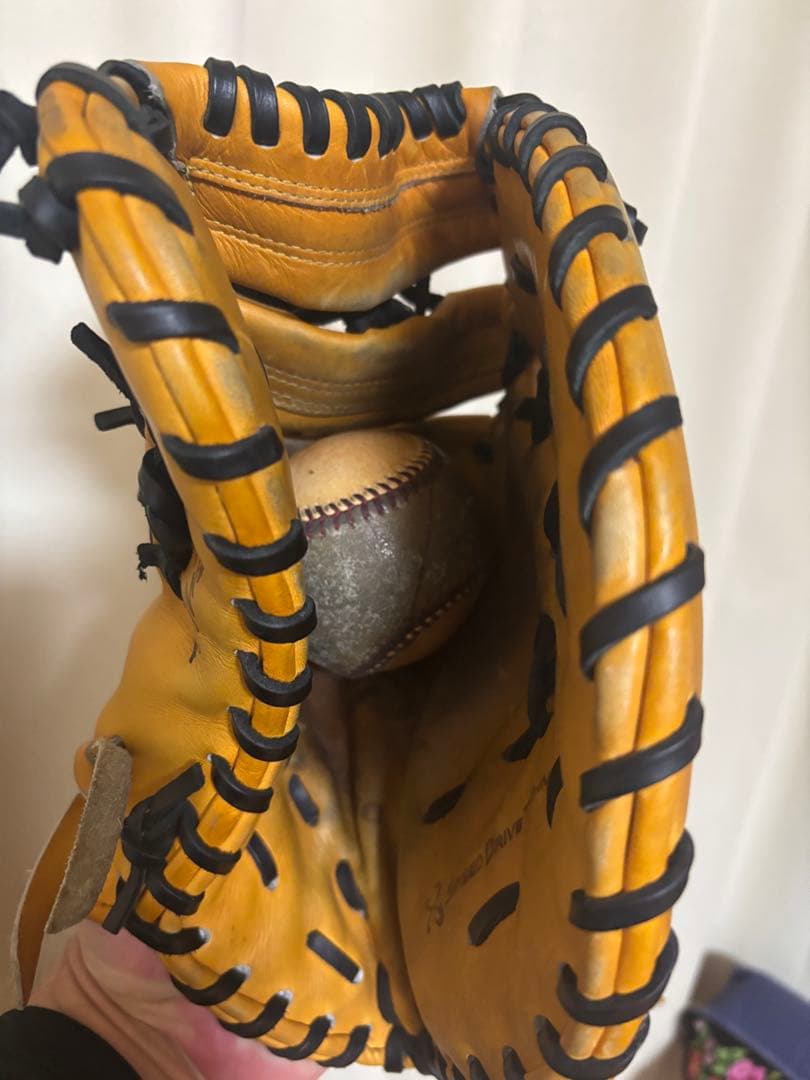 中古品ソフトボール使用Mizuno Pro 軟式ファーストミット。