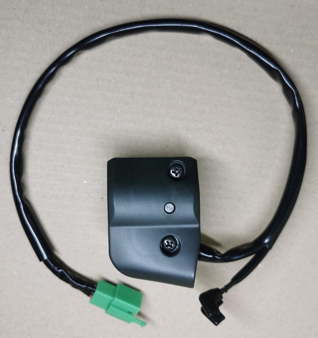 ◎新品◎ゼファー400(1991～1992年式)カワサキ純正・右スイッチボックス