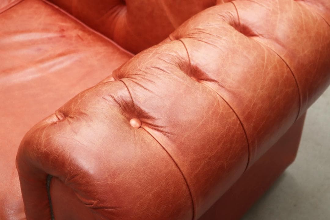 イギリス DISTINCTIVE チェスターフィールド 3Pソファ ヴィンテージ