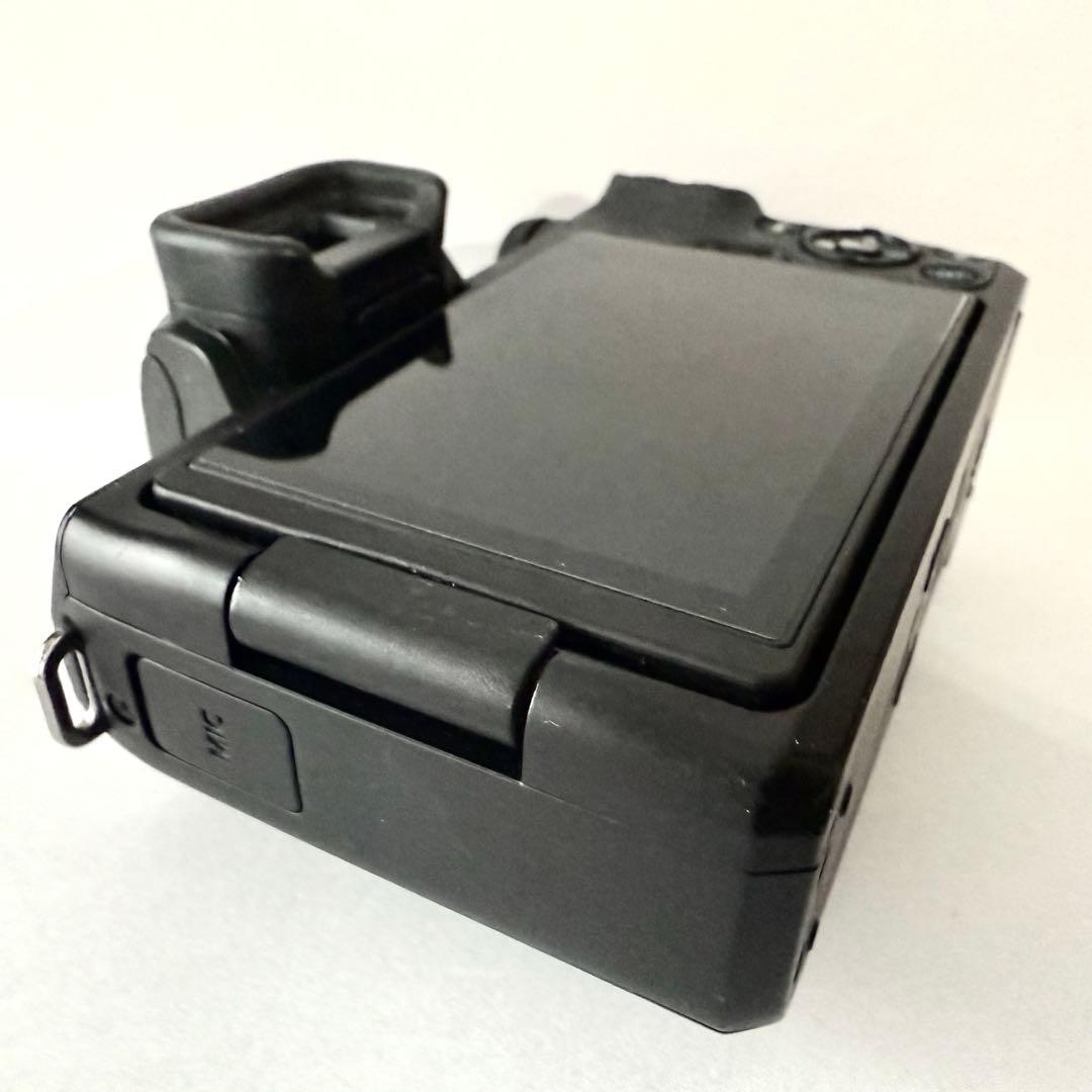 Canon EOS M2 デジタル一眼レフ レンズ3本 used