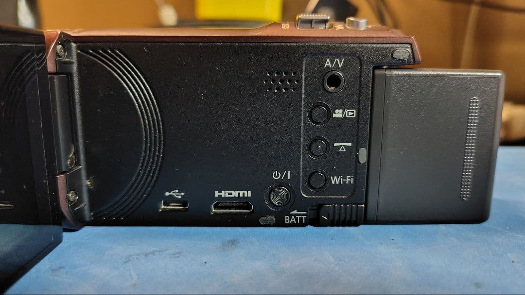 Panasonic デジタルハイビジョンビデオカメラ HC-V550M