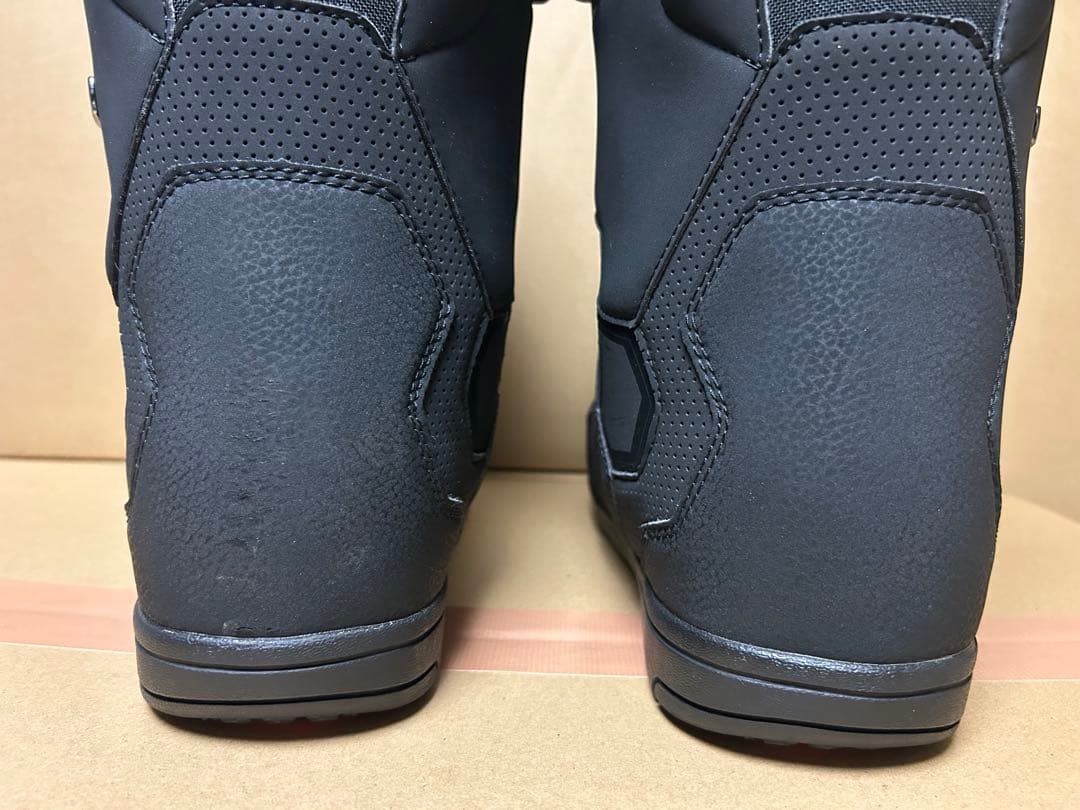 ディーラックスDEELUXE TEAM ID 26.5cm定価55,000円