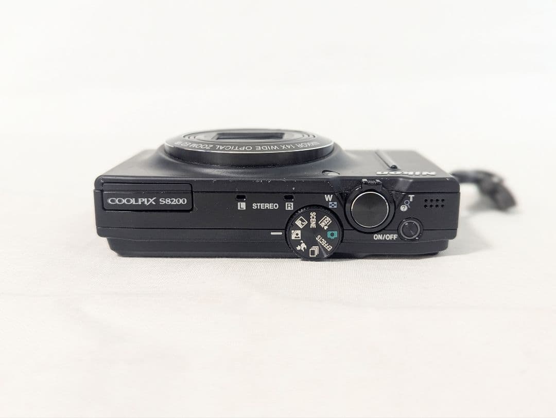Nikon COOLPIX S8200 コンパクトデジタルカメラ