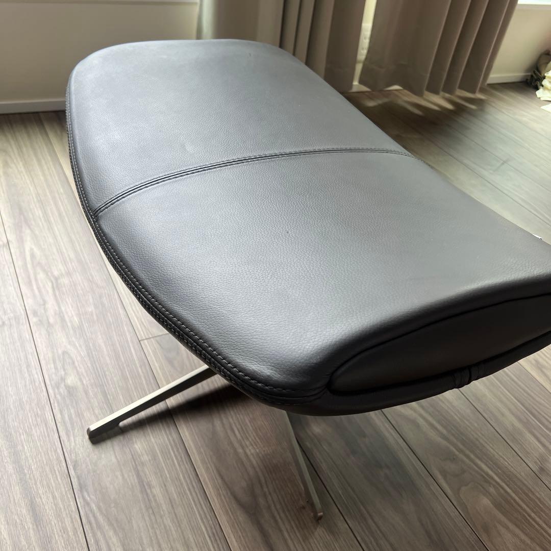 godplayer.jpです❗️ボーコンセプトオットマン❗️25万円❗️半額‼️