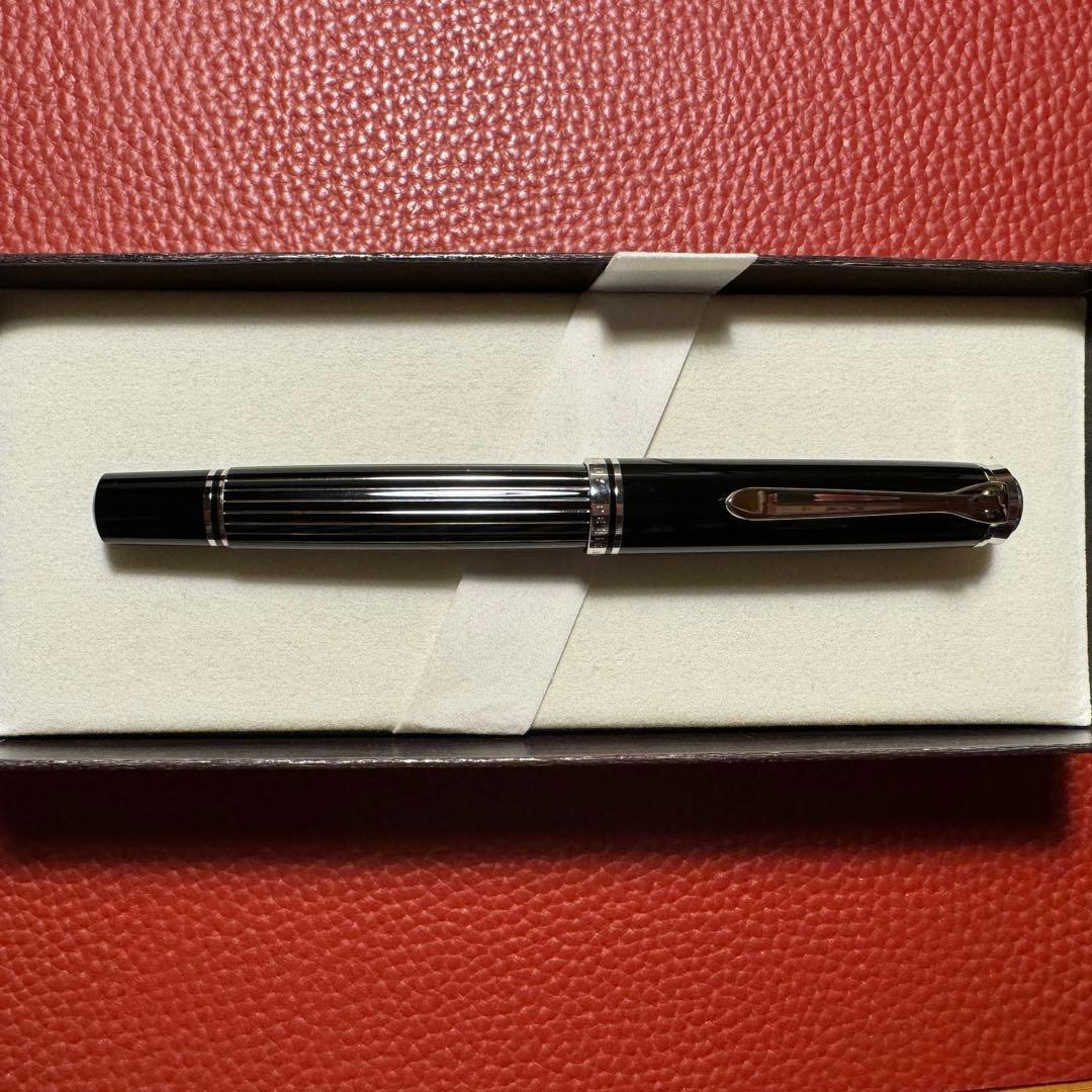 ペリカン Pelikan m815