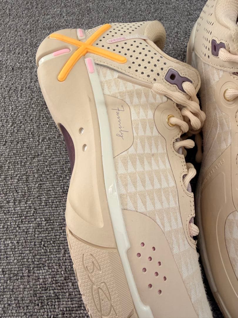 LI-NING Wade Shadow 6 シャンパーニュ　28cm 箱無し