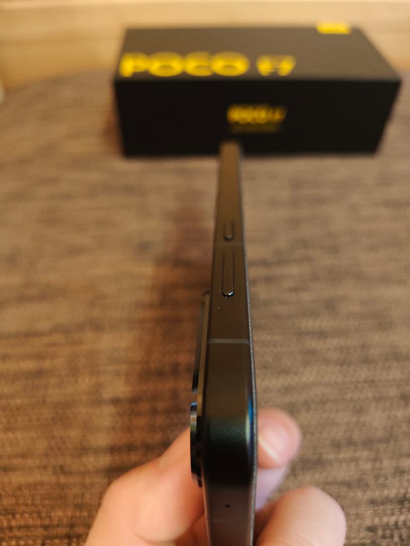 【ぬりこ】Xiaomi POCO F7 256GB ブラック 本体