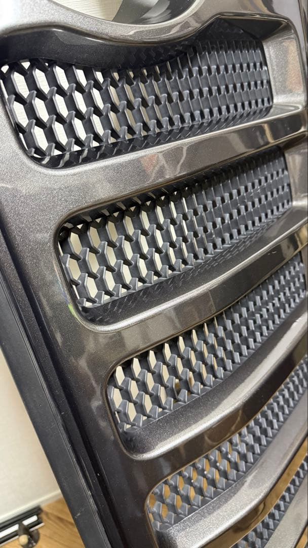 2022 Jeep ラングラーJL サハラ フロントグリル　グラナイト 純正