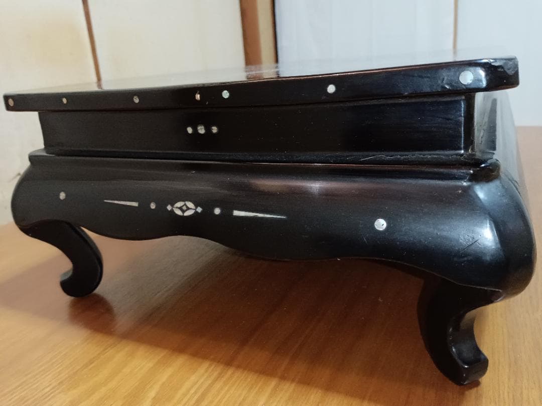 漆器 花瓶台 花台 置物台 敷台 飾り台 小品台 香炉台 床台 台座 インテリア