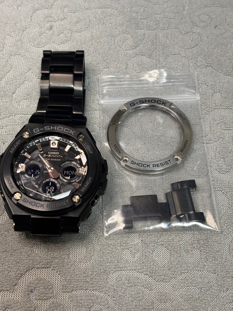 CASIO G-SHOCKソーラーＧＳＴ-S310(美品)予備ベゼル付き