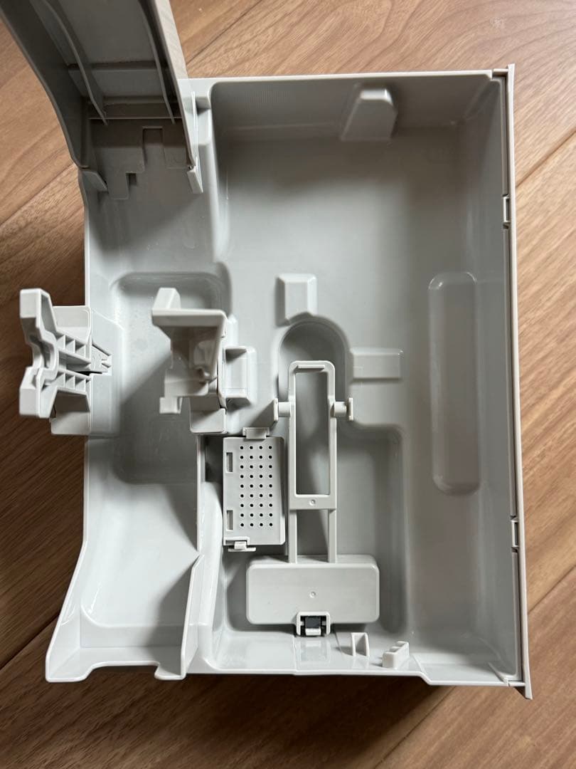 【Mr】DAIKIN ダイキン　空気清浄機　MCK70Y-W／中古