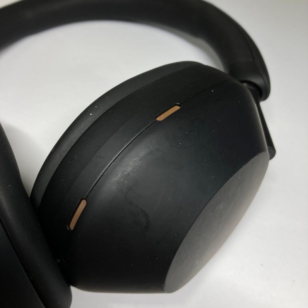 SONY/ソニー　WH-1000XM5 ワイヤレスヘッドホン ブラック　B744