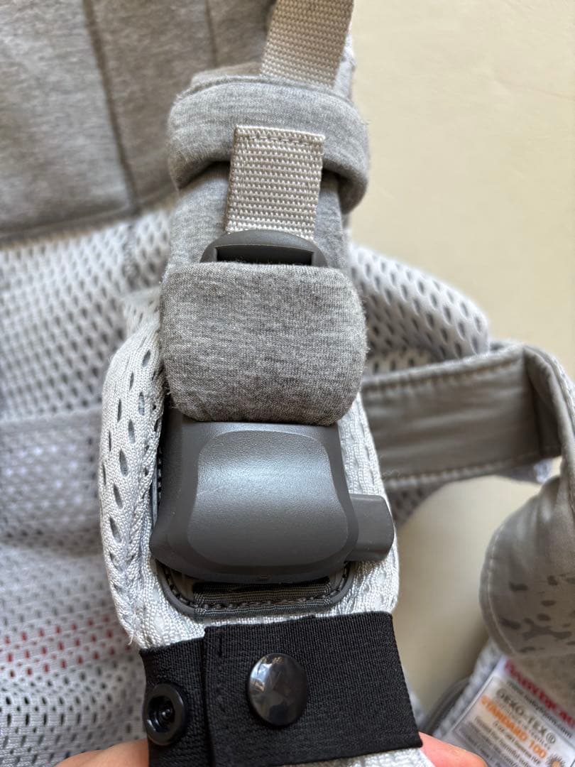 ベビービョルン　ハーモニー　別売りヘッドカバー付