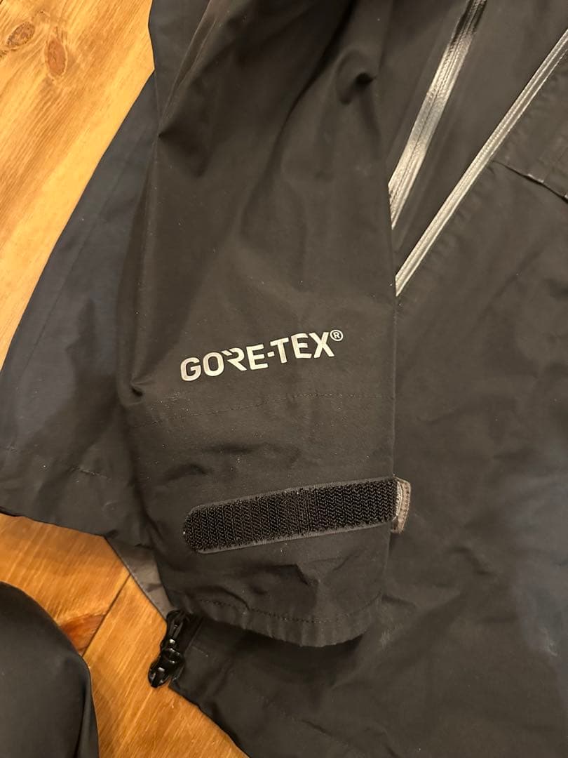 ダイワDR-1908 GORE-TEXレイン上下セットLサイズ