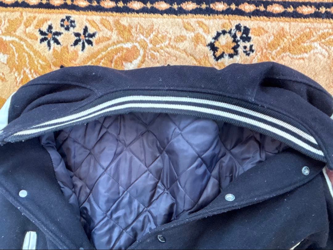 Schott スタジャン