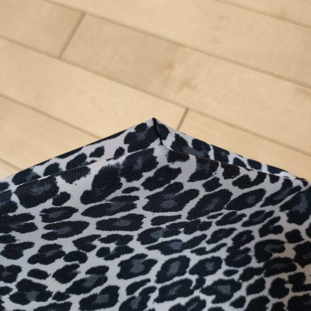 エルベシャプリエ ナイロン舟型ショルダーバッグS パンサーブラン レオパ