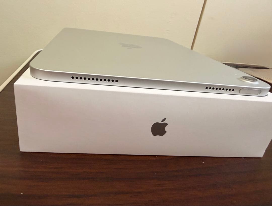 シ*ー様 Apple iPad （A16）Wi-Fi 128GB 箱付属