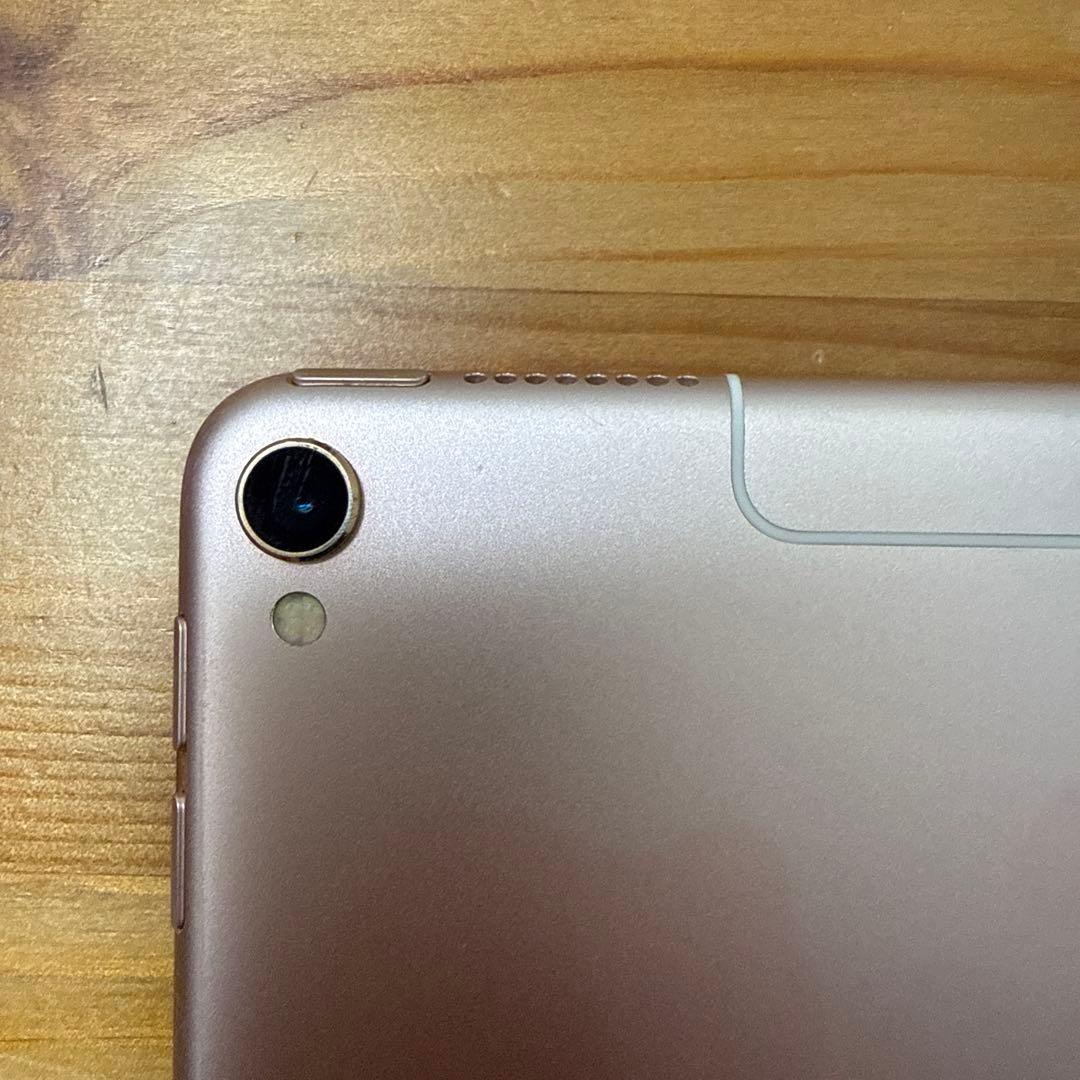 iPad Pro 10.5 64GB Wi-Fi + Cellular 箱付