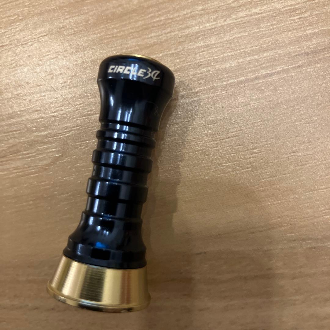 サーティーフォー×LIVRE