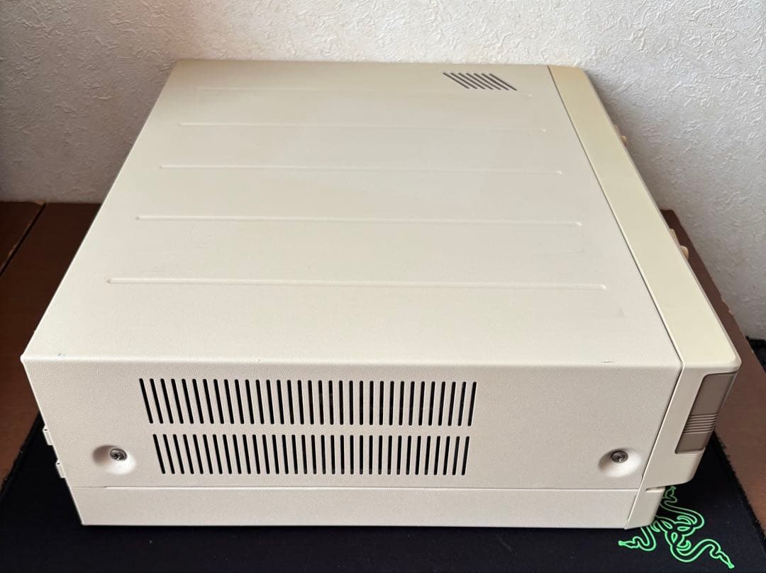 PC-8801mkIIMR 本体とキーボード 動作品