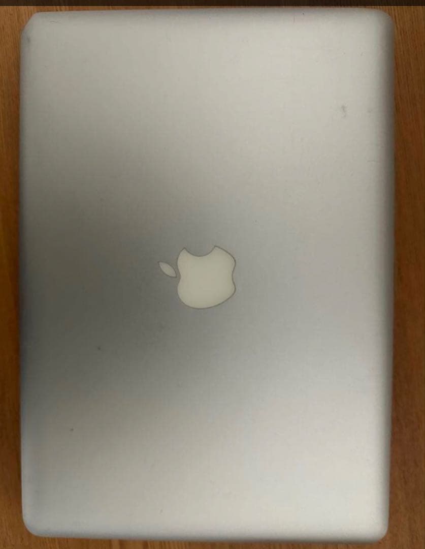 【2023】Apple MacBook Pro 13インチ シルバー