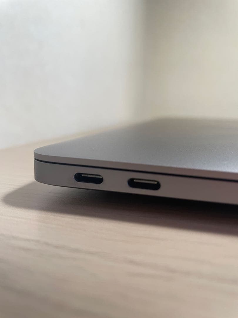 Apple MacBook Air 13インチ スペースグレー