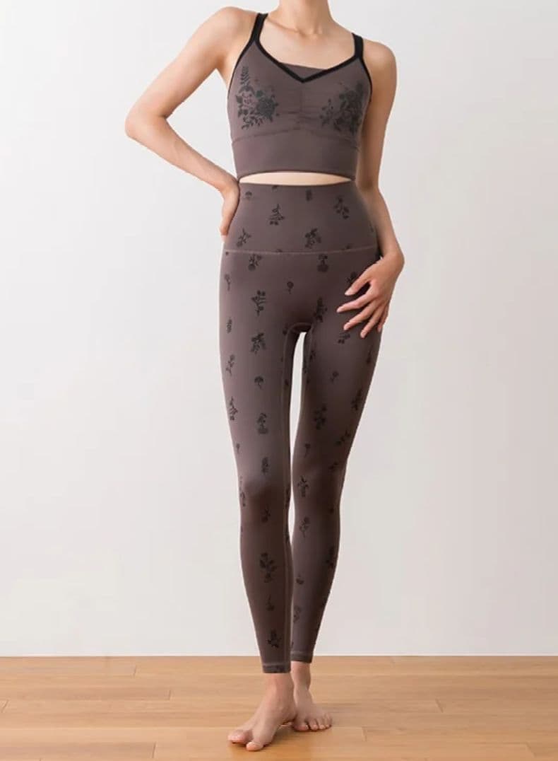 【新品未開封】ワンランク上の大人可愛い　SUKALA フラワーブーケレギンス Ｓ