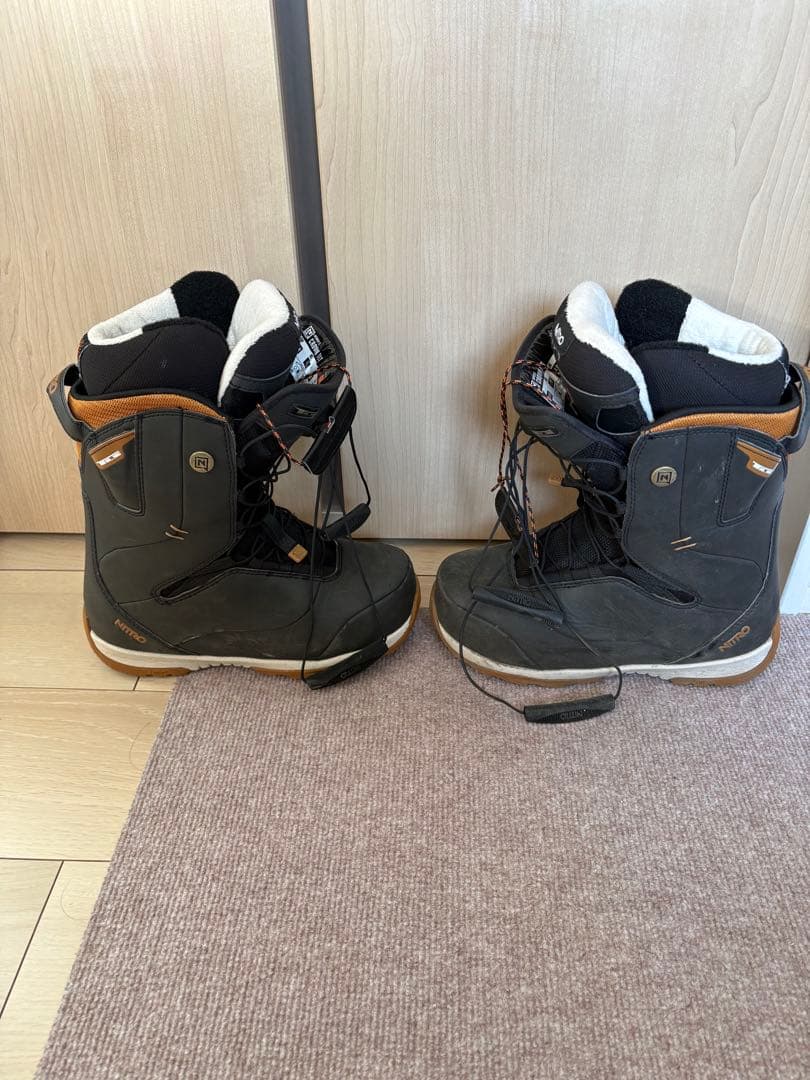 NITRO スノーボードブーツ ブラック/オレンジ