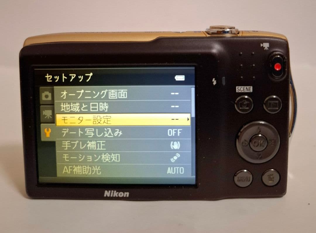[美品] ニコン NIKON COOLPIX S3300デジタルカメラ
