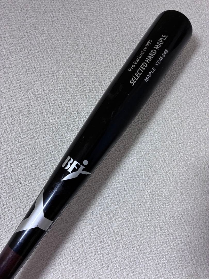 硬式木製バット　ヤナセ046型　84cm 870g