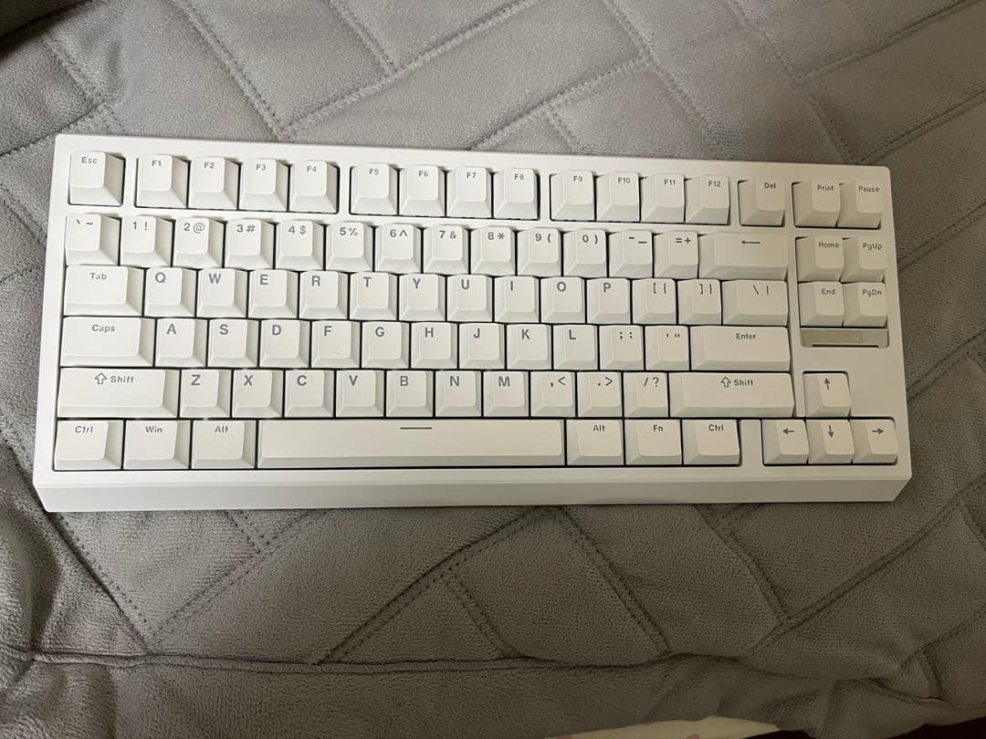 Epomaker G84 ホワイト メカニカルキーボード