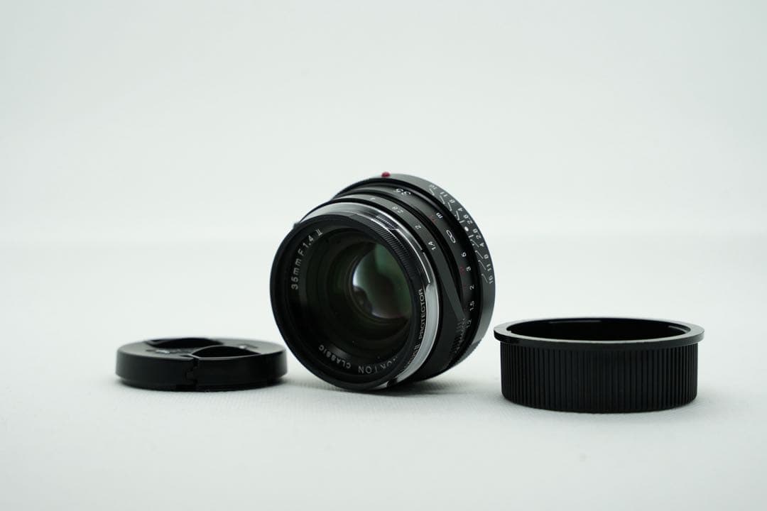 Voigtländer NOKTON classic 35mm f/1.4 SC