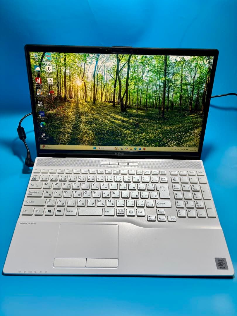 富士通 LIFEBOOK AH53/E2 i7 10510U 2TB 32GB