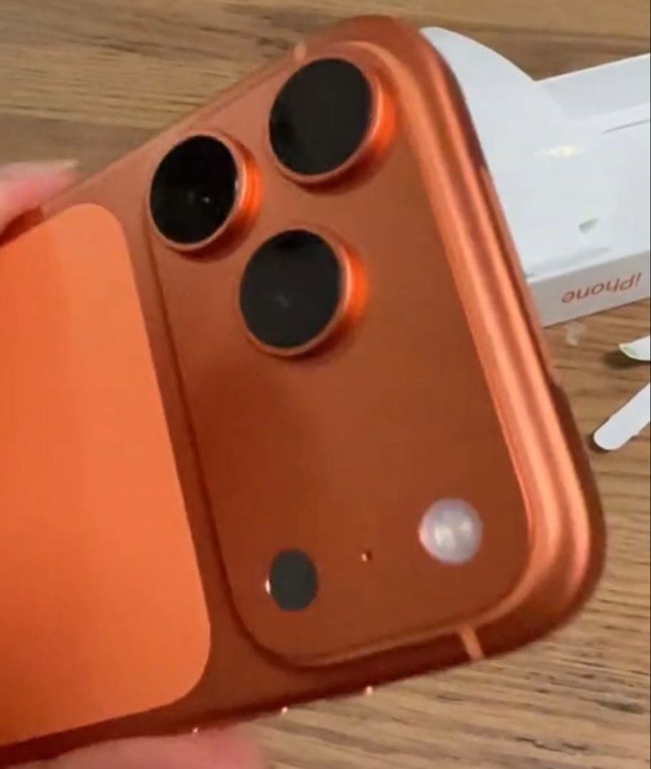 iPhone 17 Pro Max (コズミックオレンジ)512GB