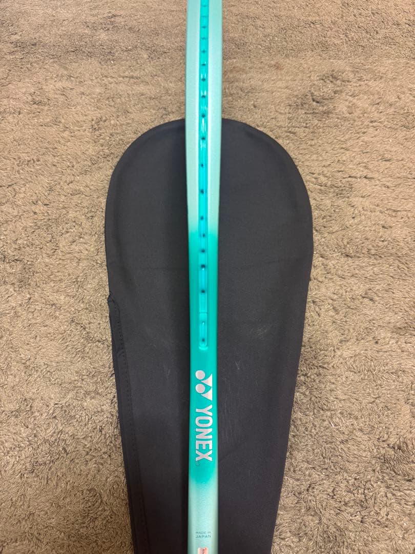 YONEX ボルトレイジ7V テニスラケット　カスタムフィット（ネーム入り）