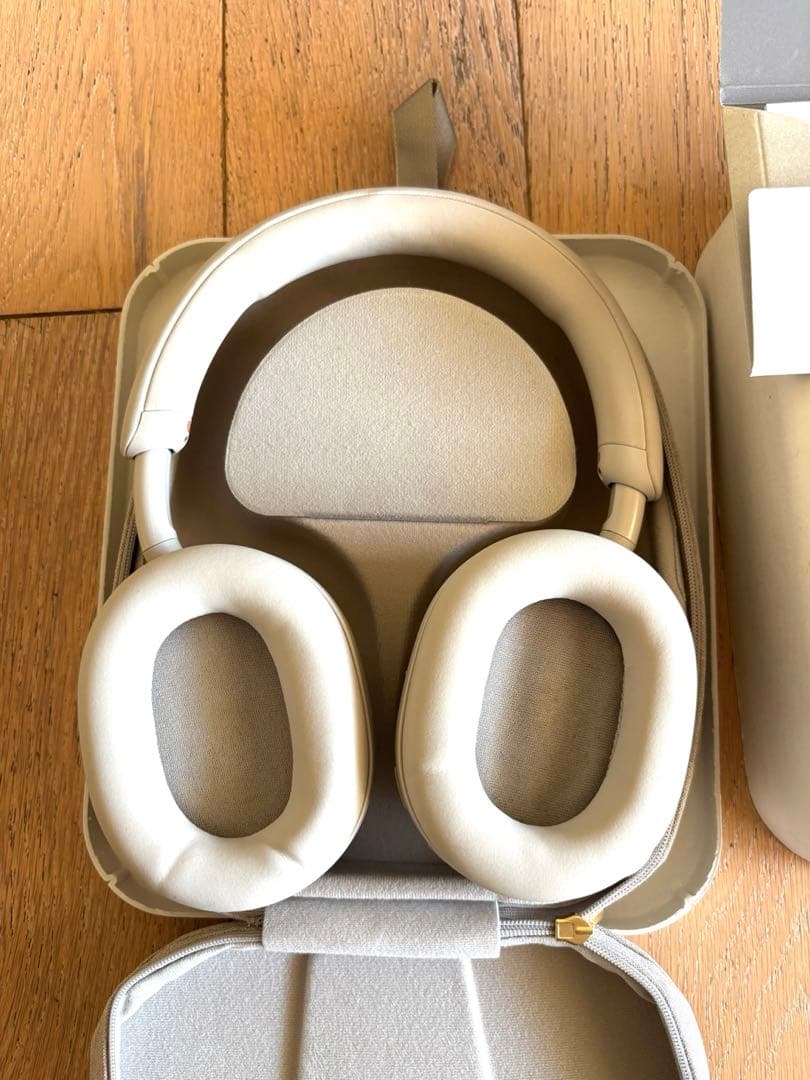 SONY ソニー WH-1000XM5S プラチナシルバー ワイヤレスヘッドホン