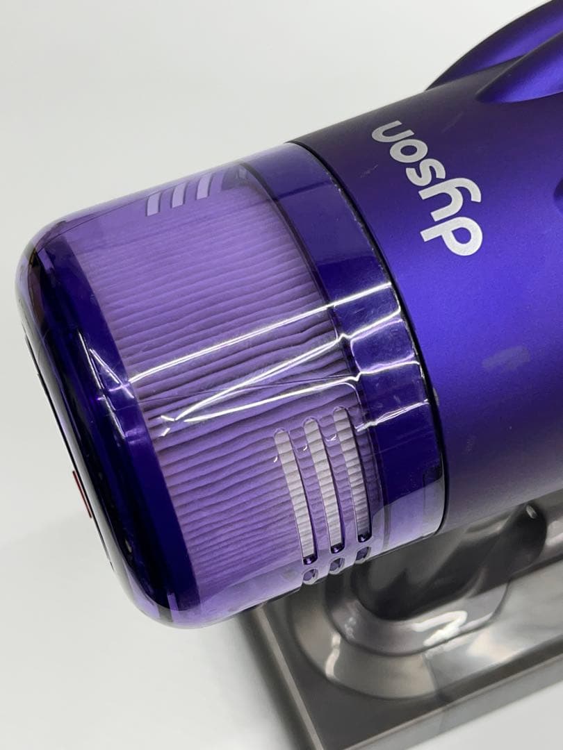 ダイソン　掃除機　dyson デジタルスリムV8 SV18 本体　バッテリー付き