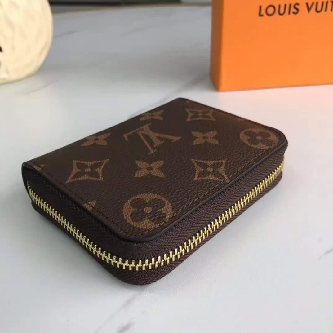 ルイヴィトン 小銭入