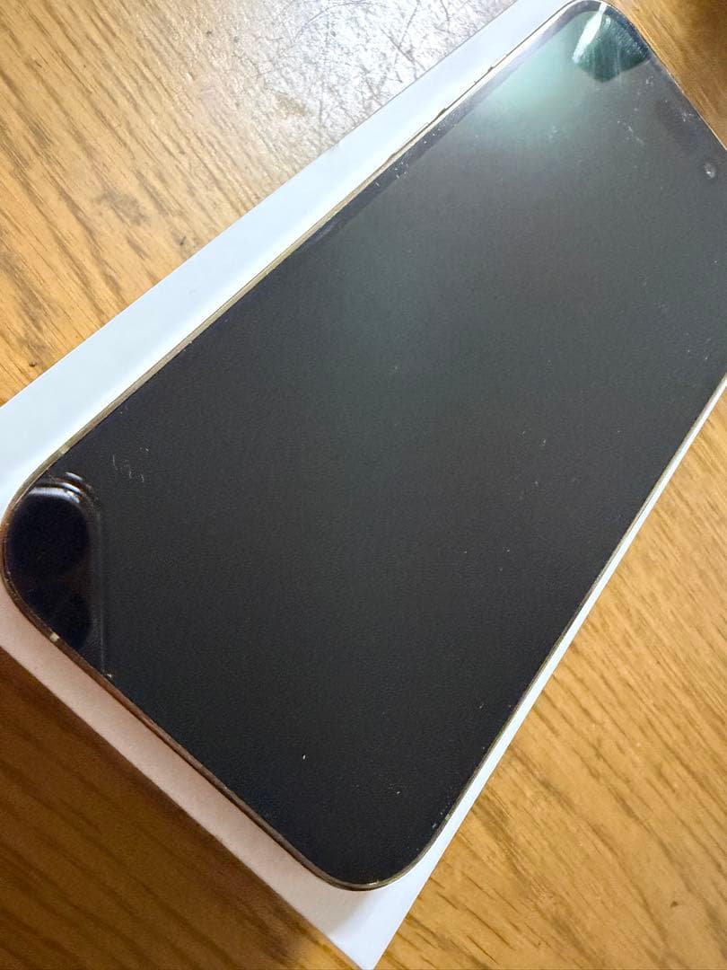 iPhone 14 Pro 本体　ゴールド　128GB 箱付き　純正ケーブル付