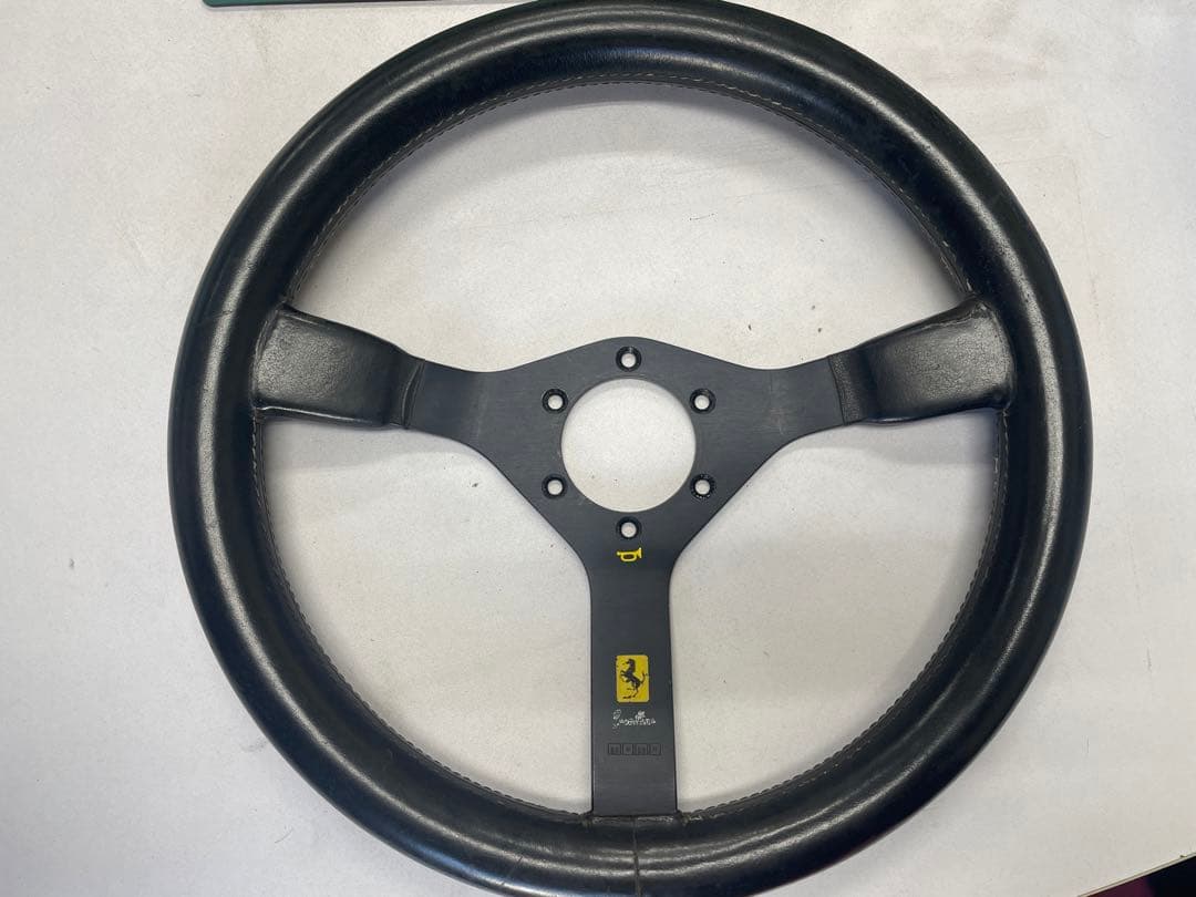 【希少】MOMOモモ 革 ハンドル