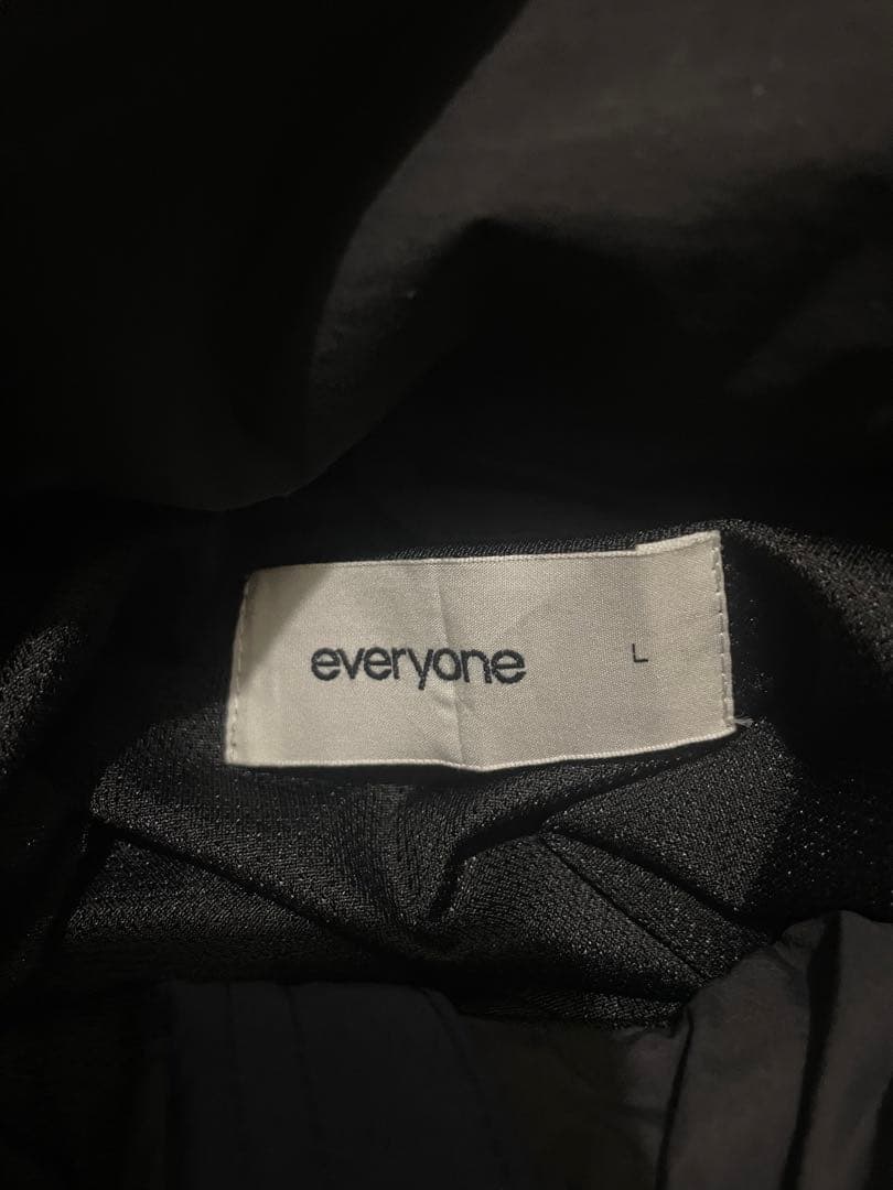 エブリワン　two-tone light weight nylon jacket