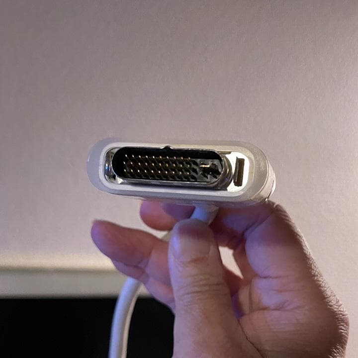 Apple Cinema Display HD 23インチ 本体　電源アダプタ付