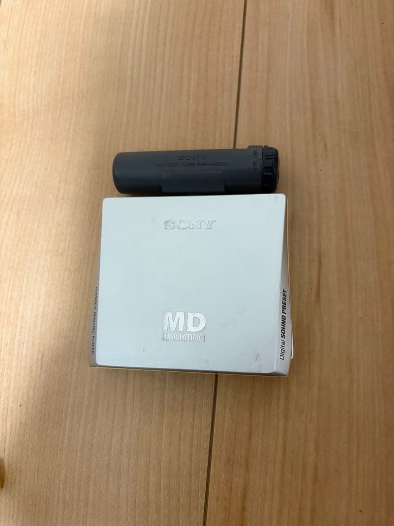美品 SONY MDウォークマン MZ-E75 本体