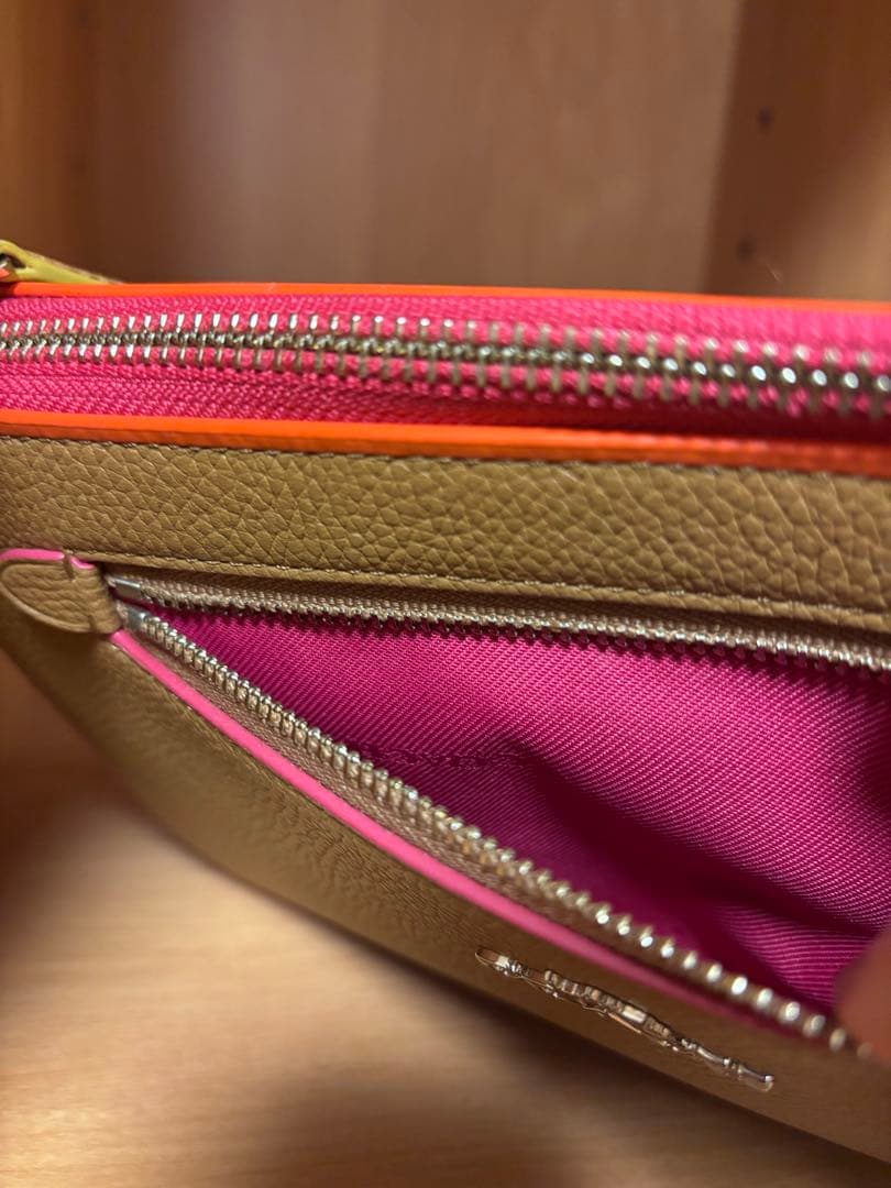 COACH ベージュ ピンク ショルダーバッグ、ハンドバッグ