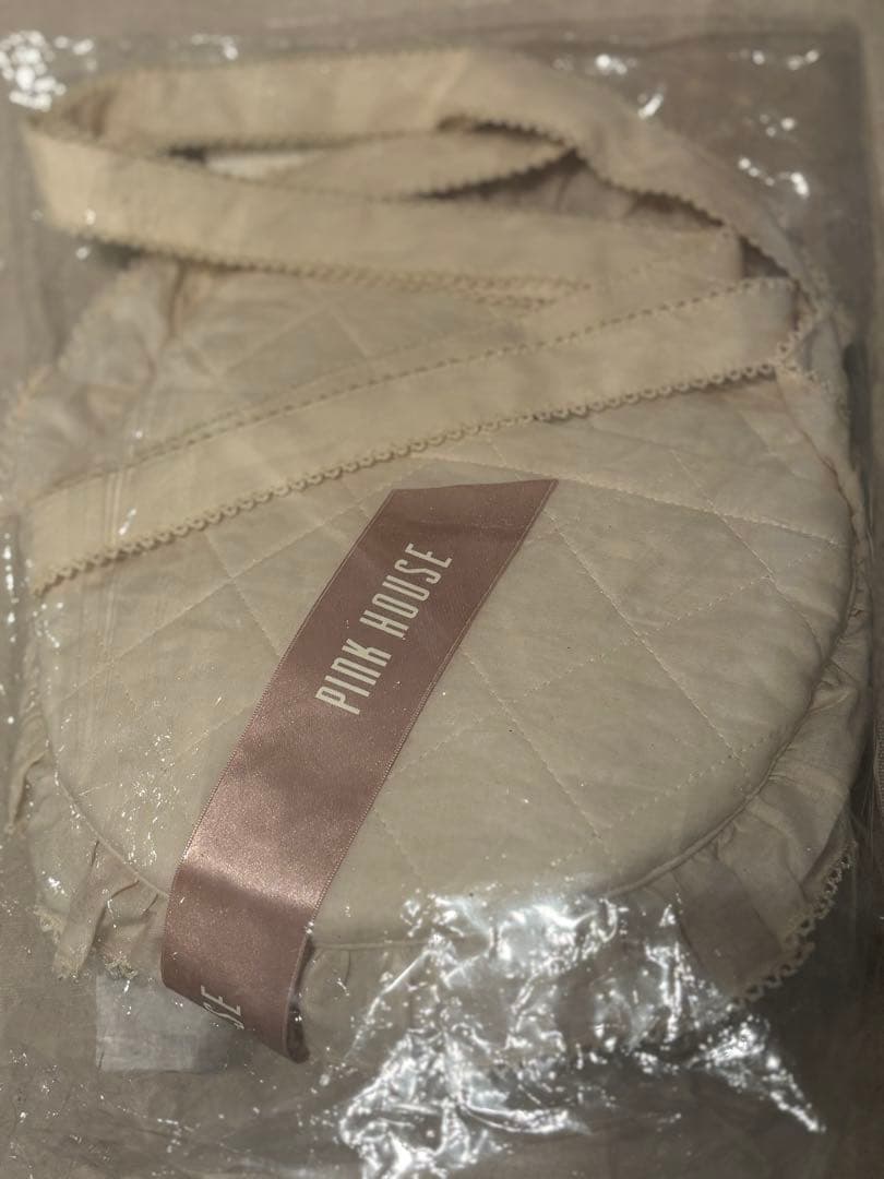 ピンクハウス♡バラ園うさぎ　顔ぐるみ付きポシェット　バッグ