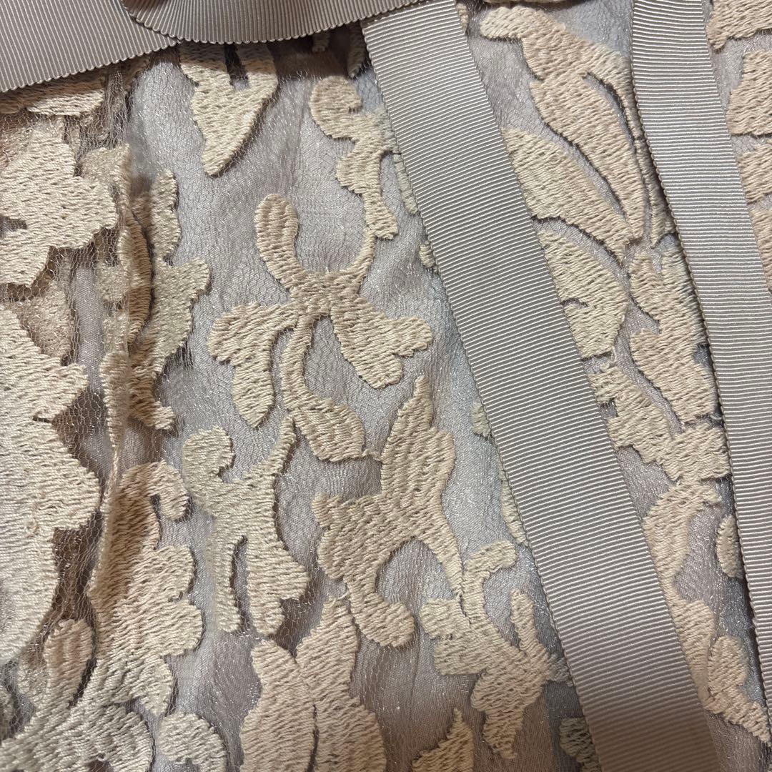 【お値引き】TADASHI SHOJI レースワンピース　サイズ4 ベージュ